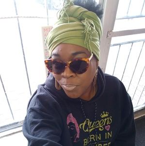 Meet your Posher, Lashun